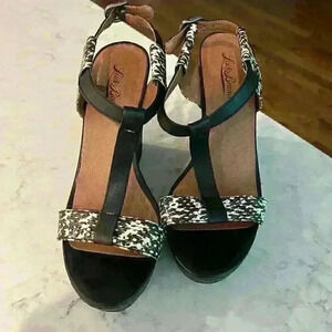 Lucky Brand LV Lovell Snakeskin Wedges Size 8.5